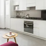 Apartman Romac Borghese With 3 Bedrooms Near Via Veneto Róma