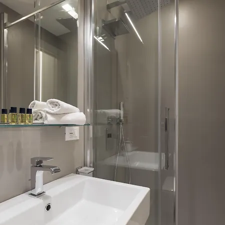 Romac Borghese With 3 Bedrooms Near Via Veneto דירה רומא