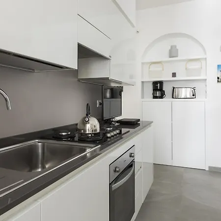 Romac Borghese With 3 Bedrooms Near Via Veneto 罗马