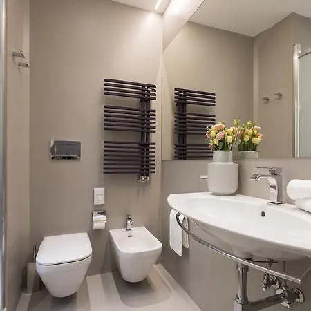 Апартаменты Romac Borghese With 3 Bedrooms Near Via Veneto *